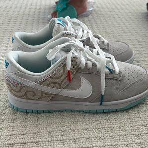 Nike sneakers size 8 (men’s) - brand new